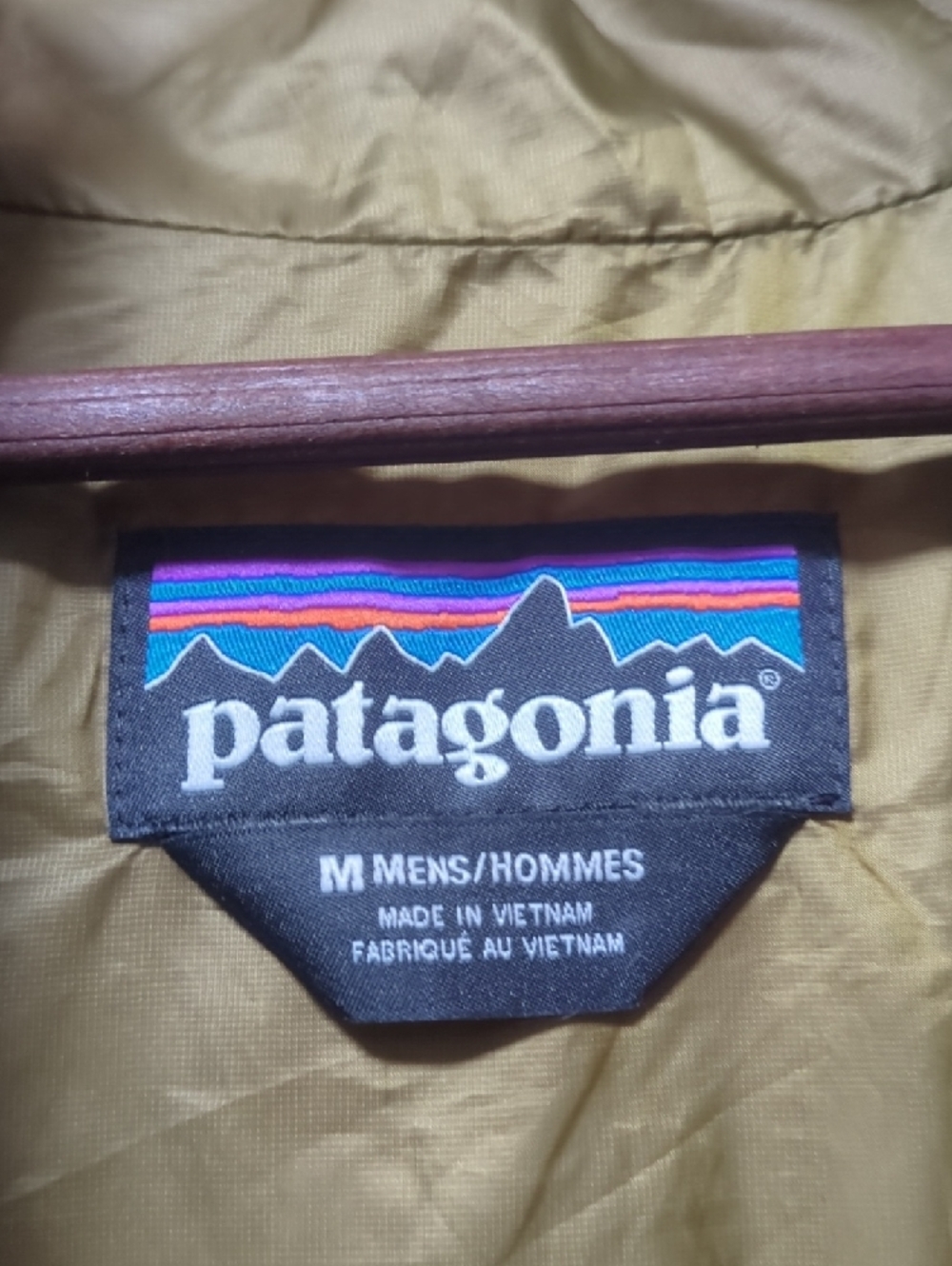 Patagonia Olive Green Hooded Nano Puffer Jacket - Picture 2 of 4
